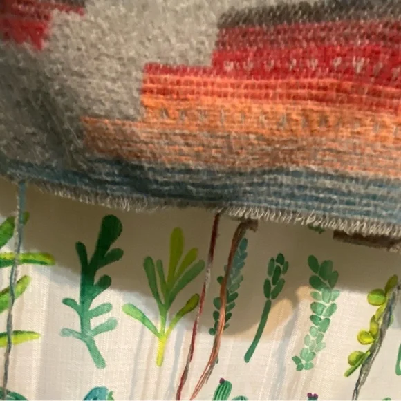 Sterling Kreek Soft Comfy Aztec/Western Style Wool Shacket Size Small NWT - Picture 7 of 8